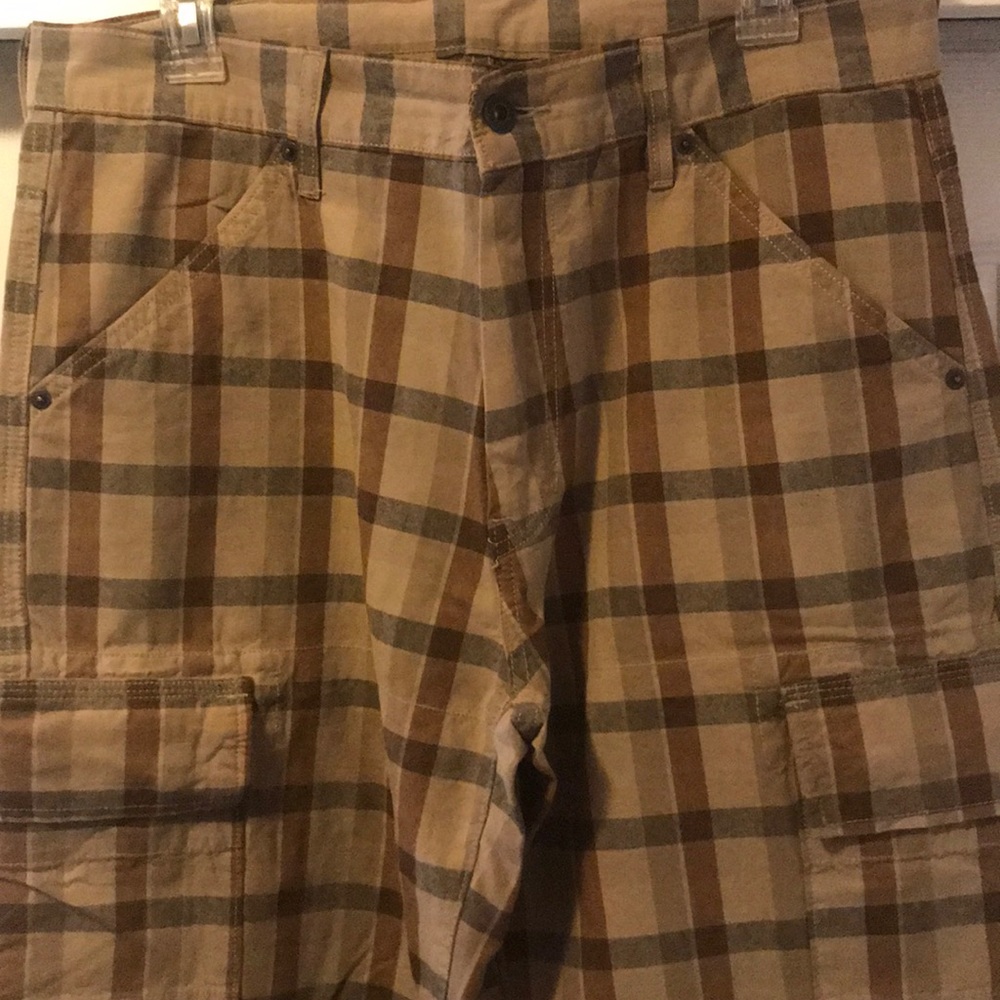 Levi’s Brown Plaid Cargo Shorts